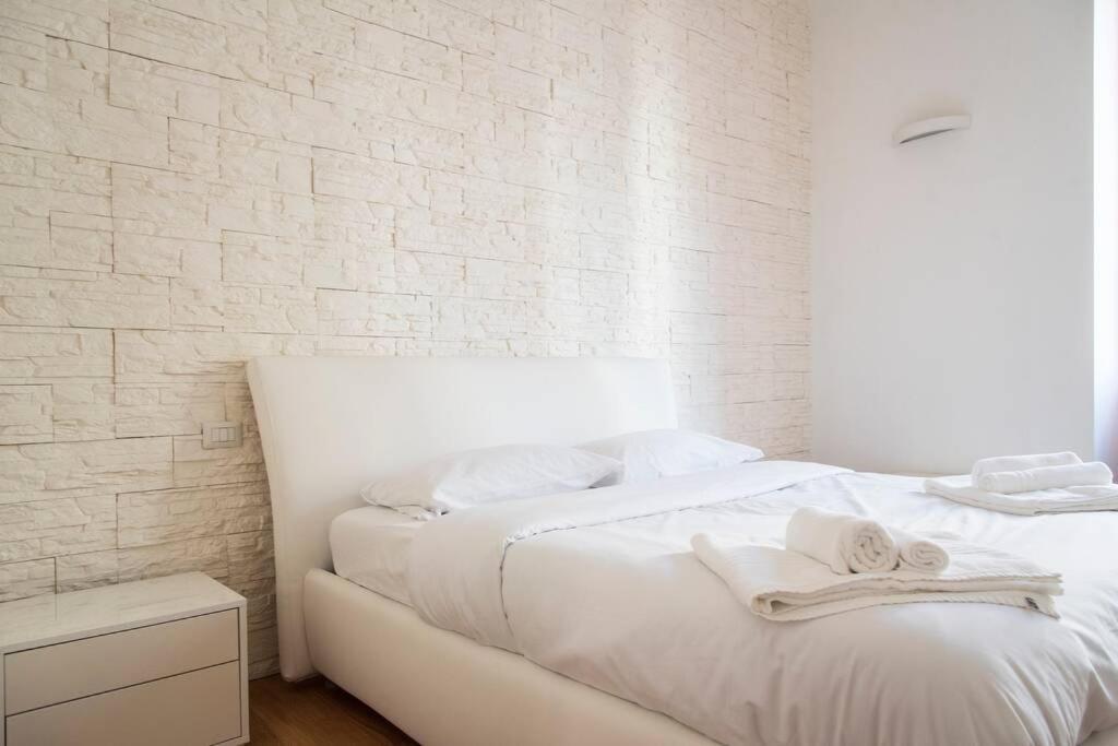 Youhosty - Ranzoni 4 * Milan