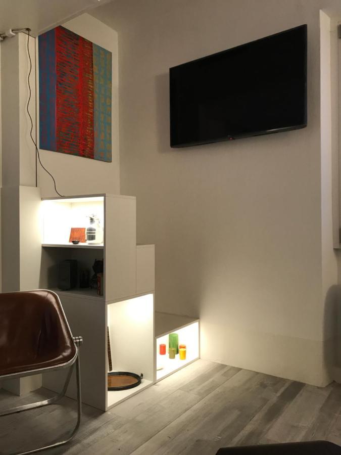 Studio 18 Milan