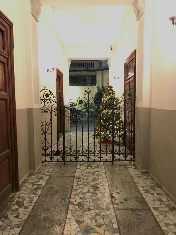 Studio 18 Milan