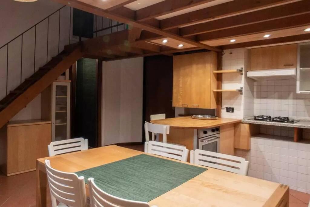 Architecture And Comfort In Apartment *