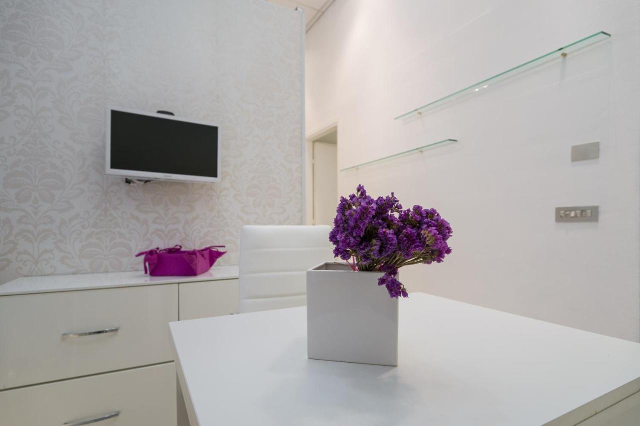 Monolocale Commenda 33 Apartment Milan