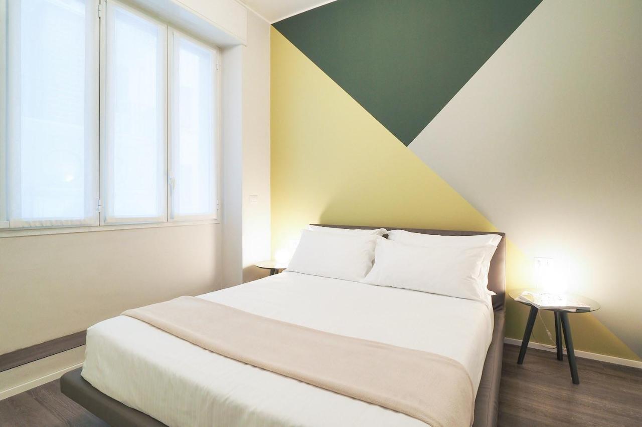 Contempora - Cavallotti 13 - B12a * Milan