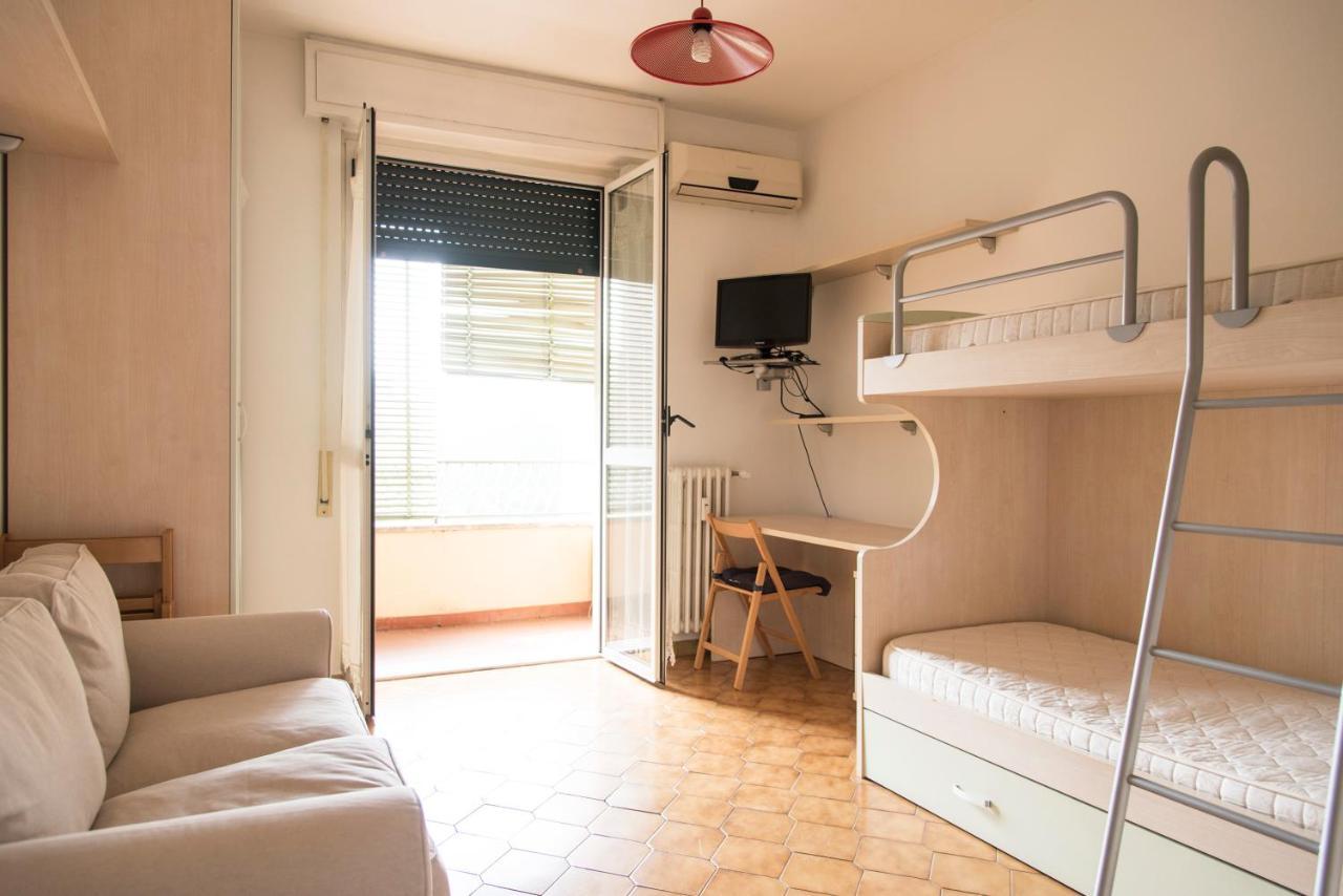 Apartment Light & Cozy Flat Near Navigli, Iulm, Bocconi Milan