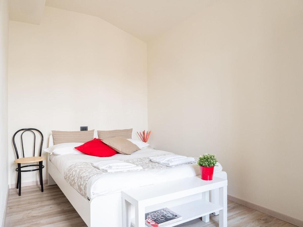 The Best Rent - Attic With Terrace In Downtown Milan