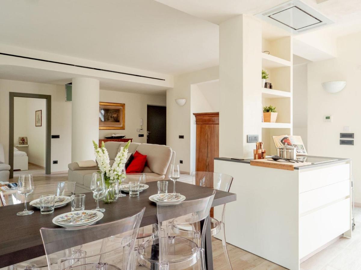 The Rent - Attic With Terrace In Downtown *