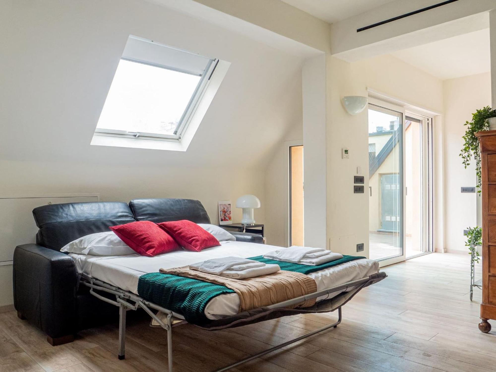 The Best Rent - Attic With Terrace In Downtown