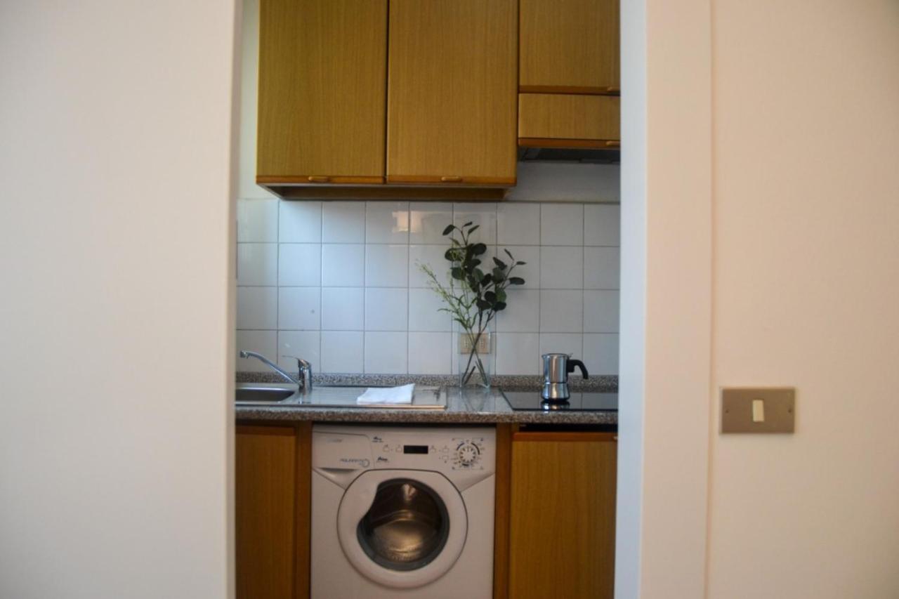 Apartment Joivy Lovely For 4 Next To Bus And Metro Station *