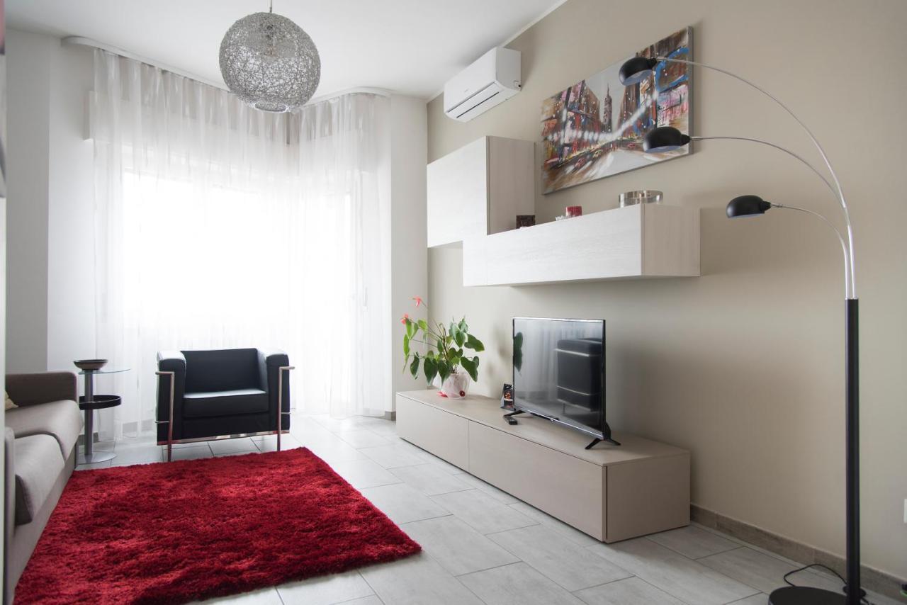 Apartment Youhosty - Delle Genziane 7 Milan