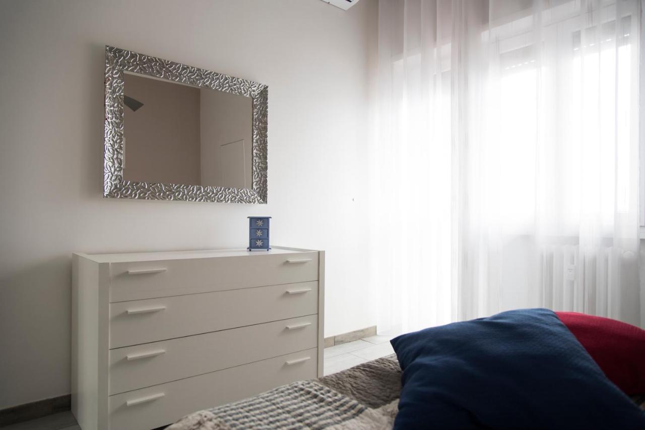 Apartment Youhosty - Delle Genziane 7 Milan