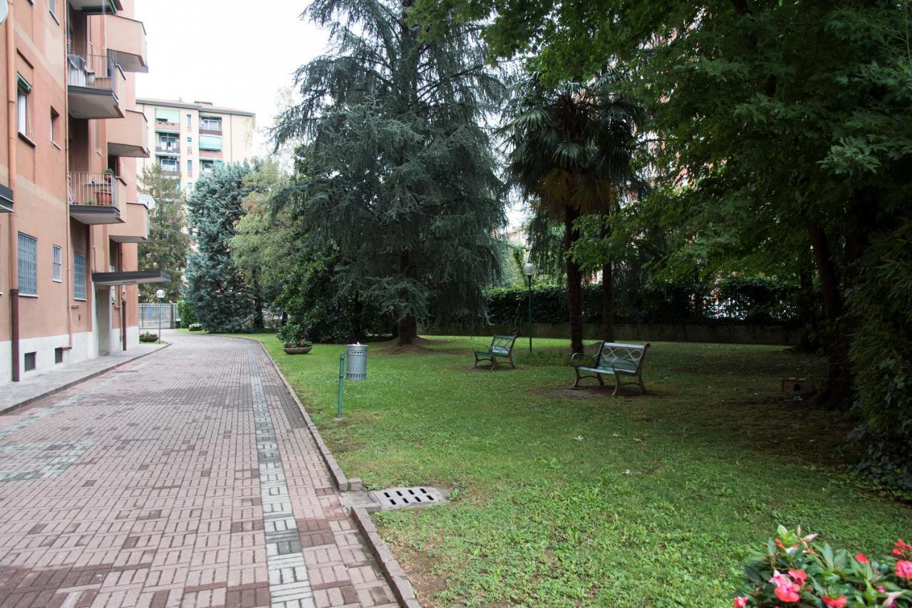 Apartment Youhosty - Delle Genziane 7 Milan
