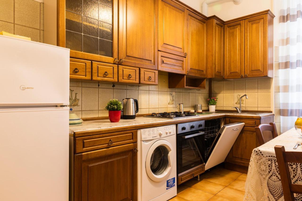 Casa Zara - Metro Lines Apartment Milan