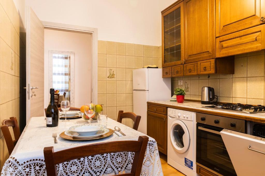 Apartment Casa Zara - Metro Lines Milan