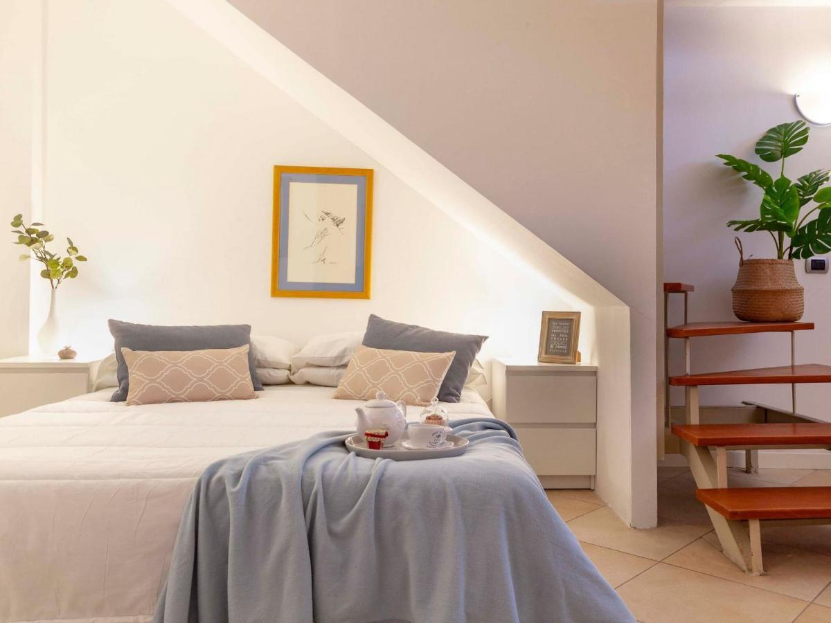 The Rent - Cozy Loft In Corso Sempione District * Milão