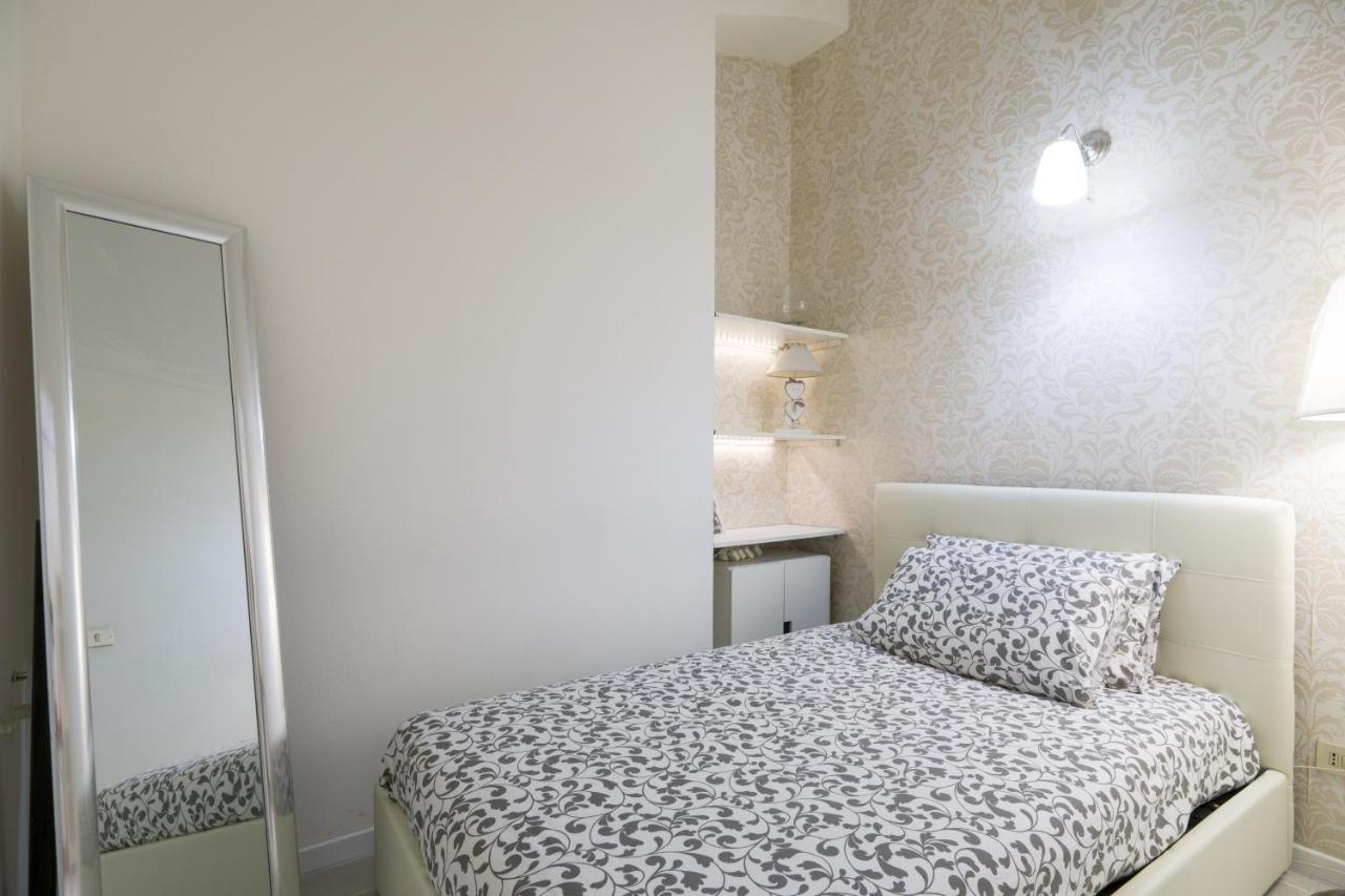 Monolocale Commenda 33 Apartamento *