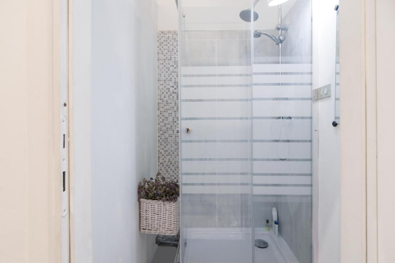 Monolocale Commenda 33 Apartment *