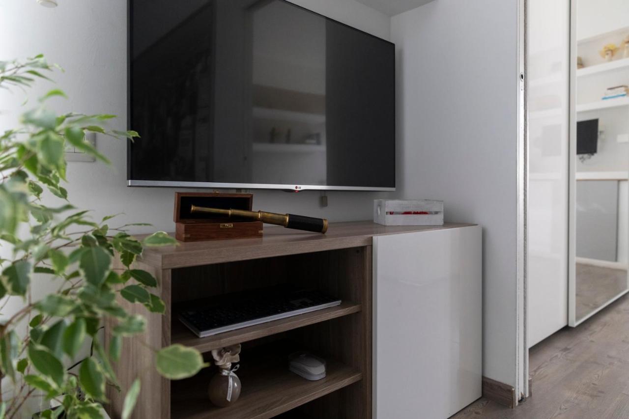 Seventh Heaven - Arco Della Pace Apartment Milan