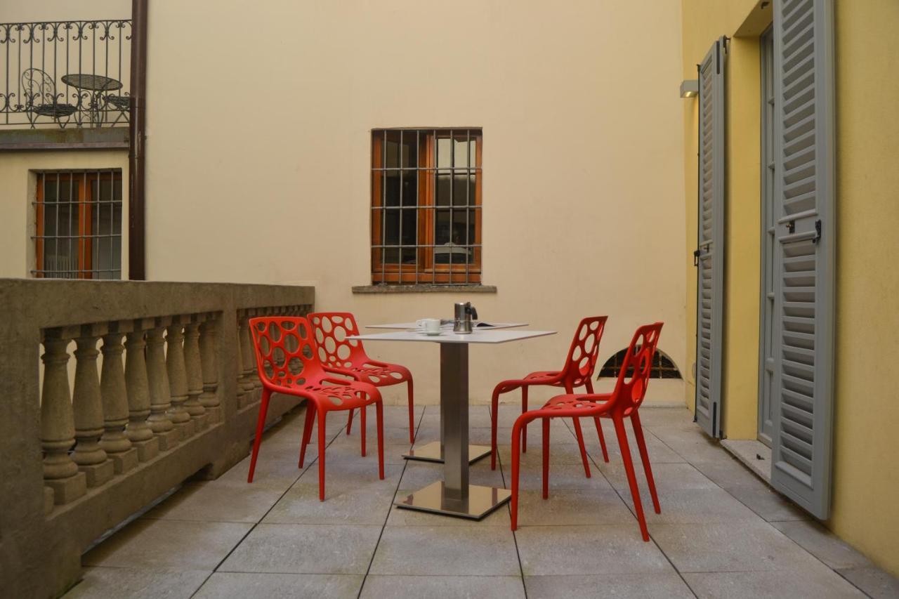 Apartment Joivy Fulcorina Milan