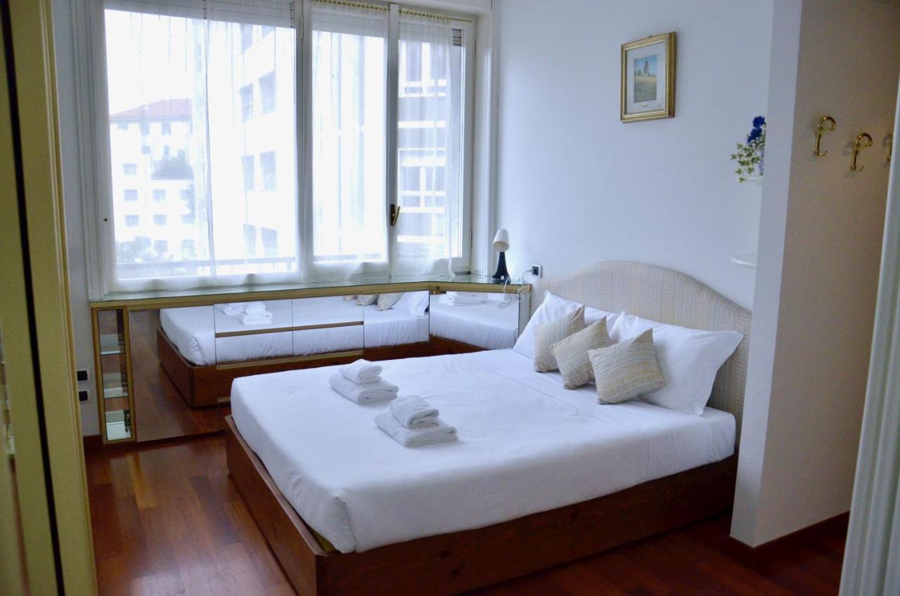 New Renovated With Balcony Porta Romana * Milão