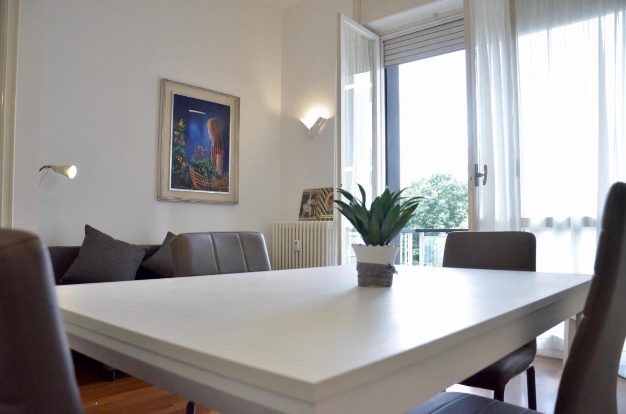 New Renovated With Balcony Porta Romana Milão