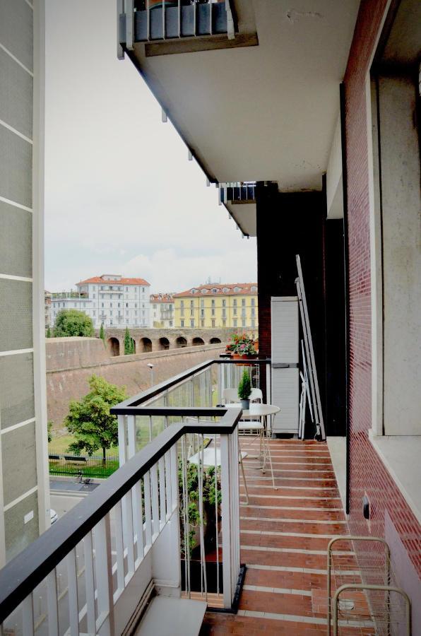 New Renovated With Balcony Porta Romana Apartamento