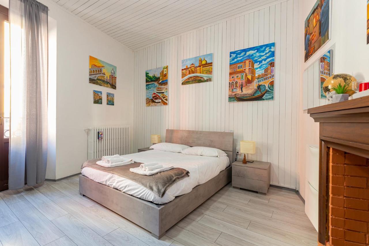 Art Design - Center Apartment