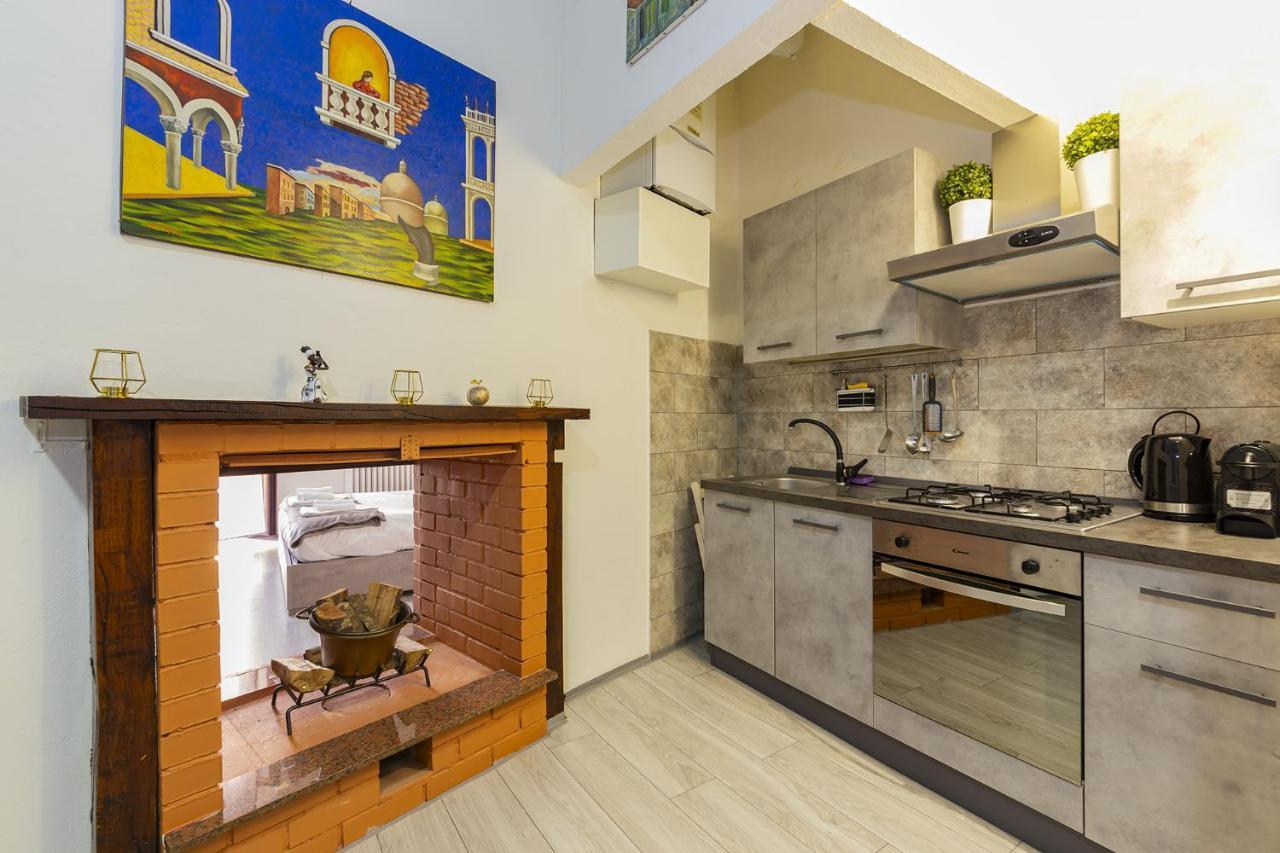 Apartment Art Design - Center *