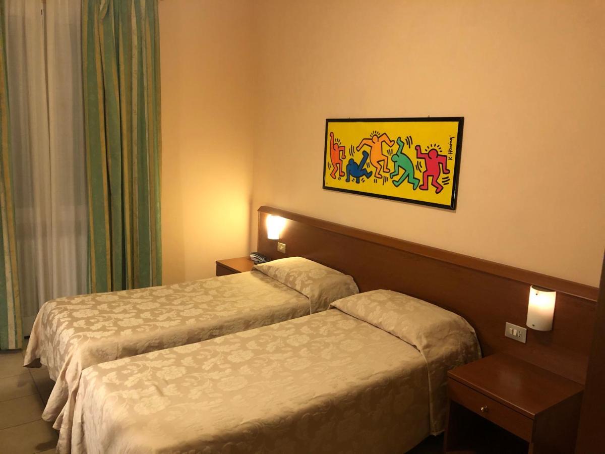 Paradiso 2* Milan