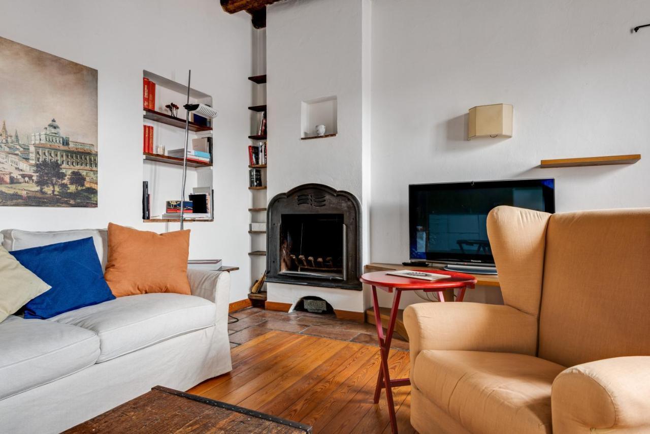 Duplex Incantevole Sui Tetti Nel Cuore Dei Navigli Milan