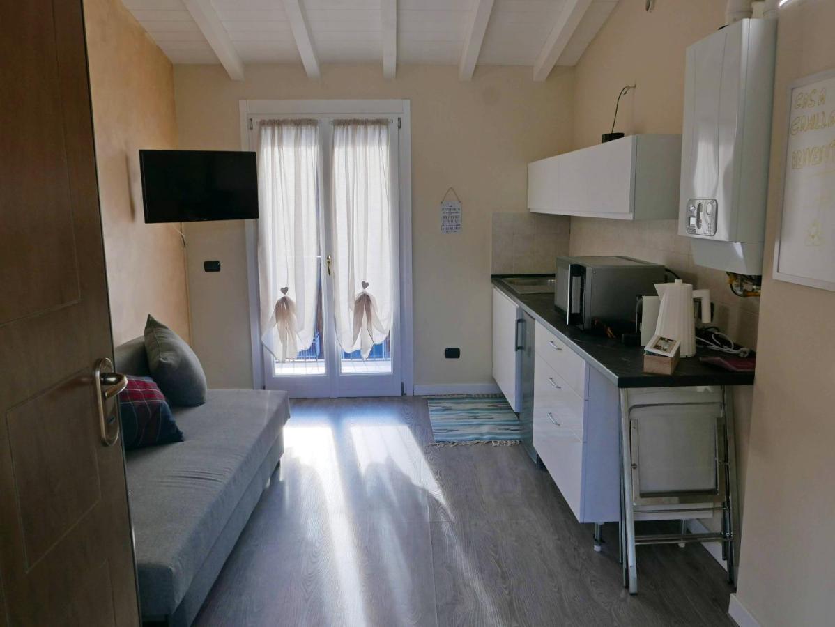 One Bedroom With View Balcony And Wifi At Apartment Milan