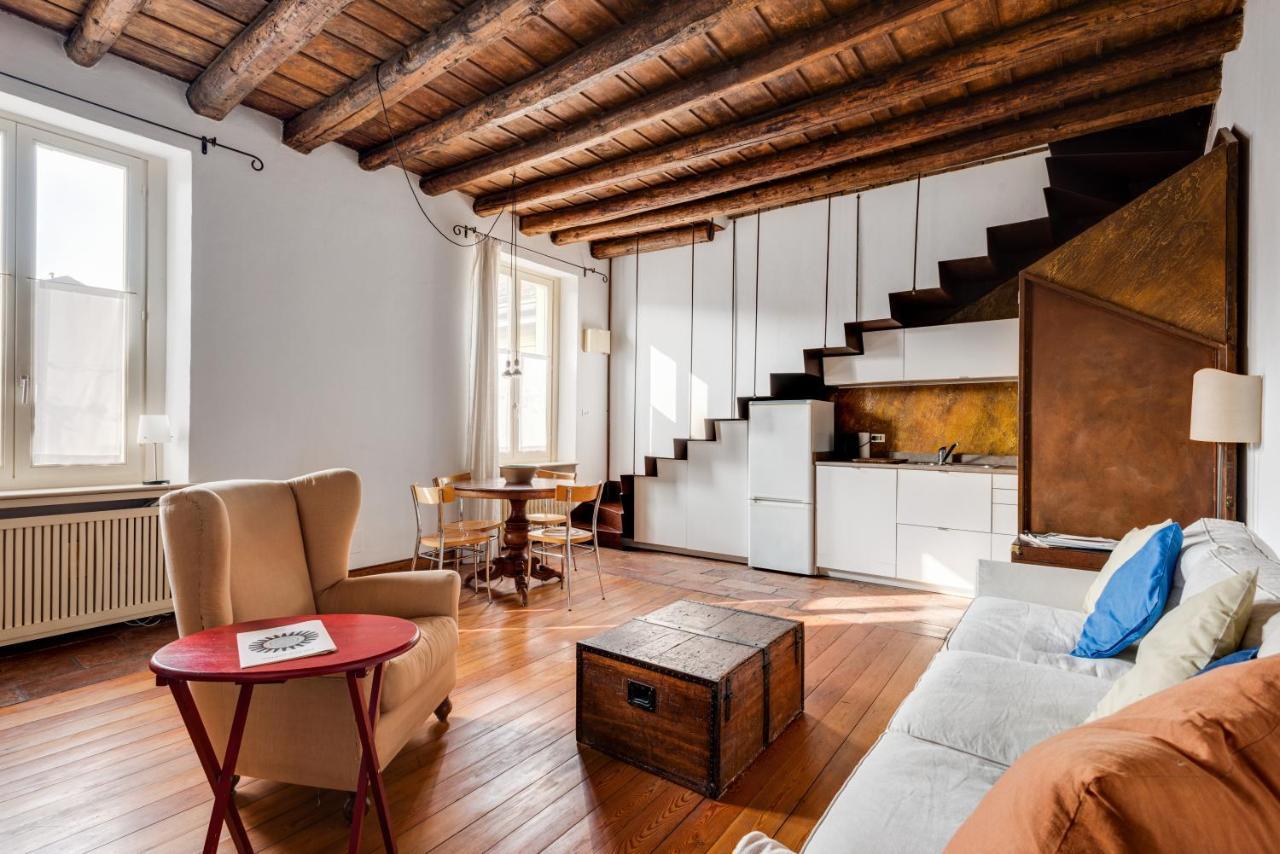 Duplex Incantevole Sui Tetti Nel Cuore Dei Navigli Apartment