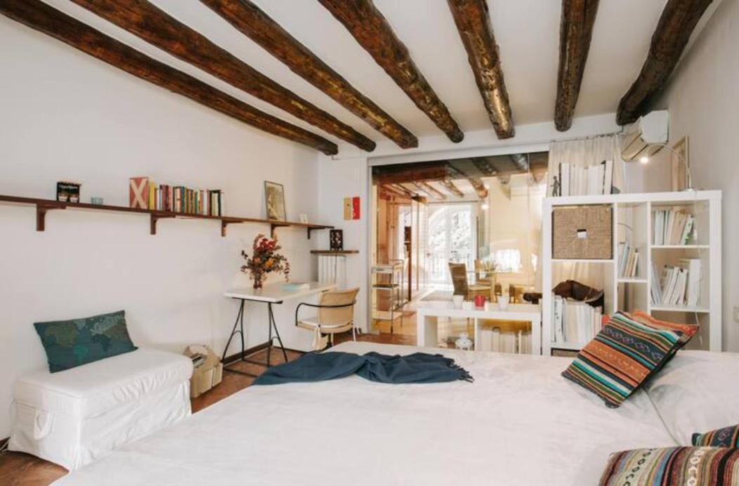 Navigli & Darsena Comfortable Apartment