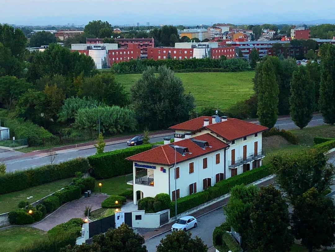 Aparthotel Rege Linate Milan