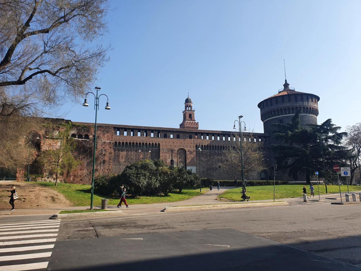 Apartment The Centre Junior - Free Parking Per Selected Rate And Car Keys Must At Garage - Zone Arco Della Pace - Castello Sforzesco -last Supper -nearest Metro Subway Greenline M2 Moscova *