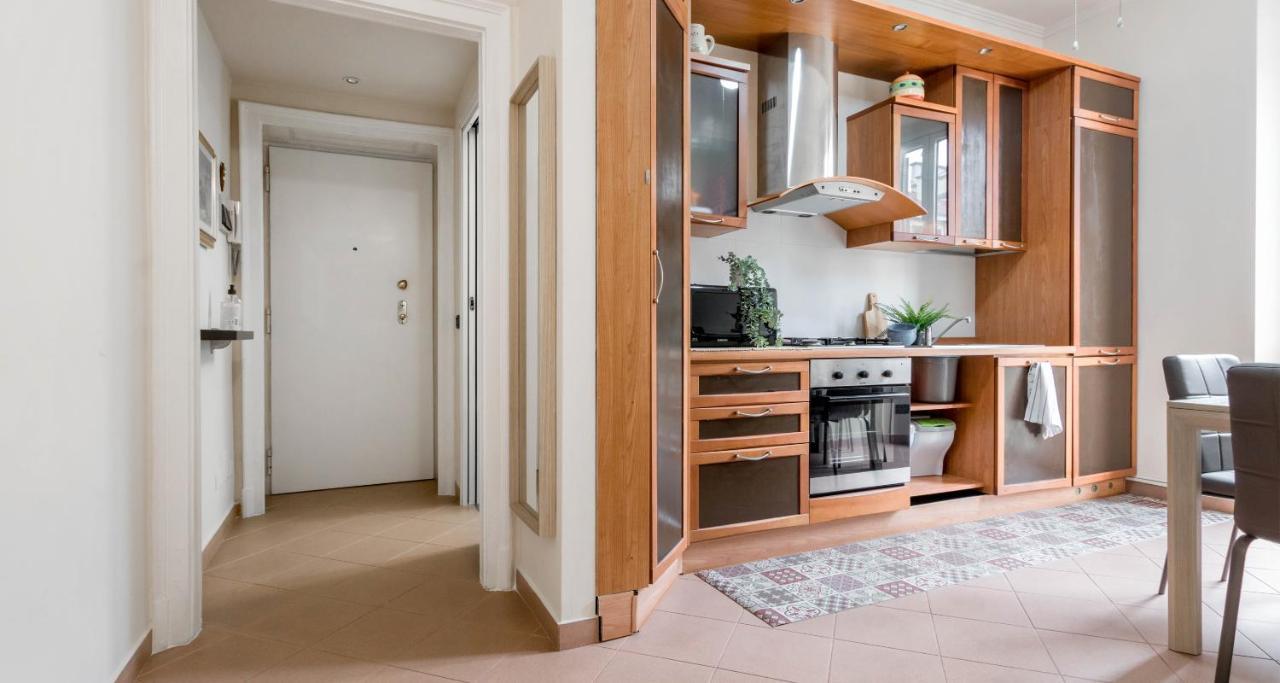 Apartment Joivy Elegant 1-br Flat Next To Centrale *