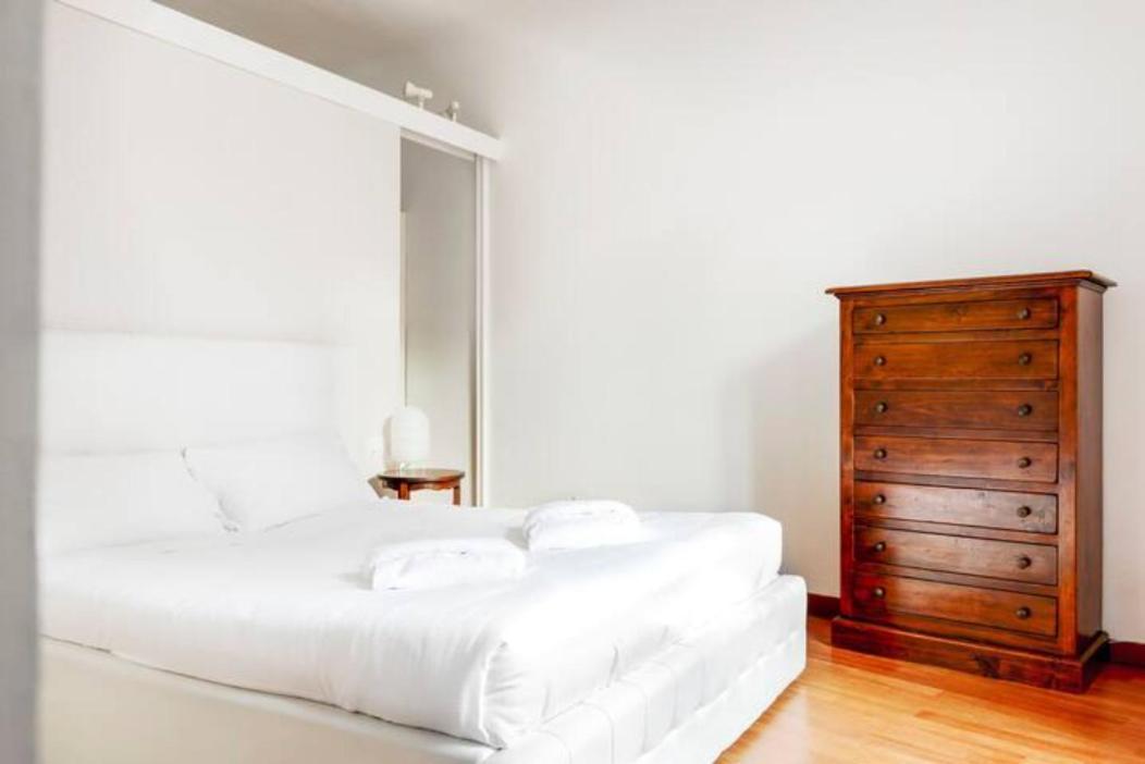 Pagano & Cenacolo Bright Milan