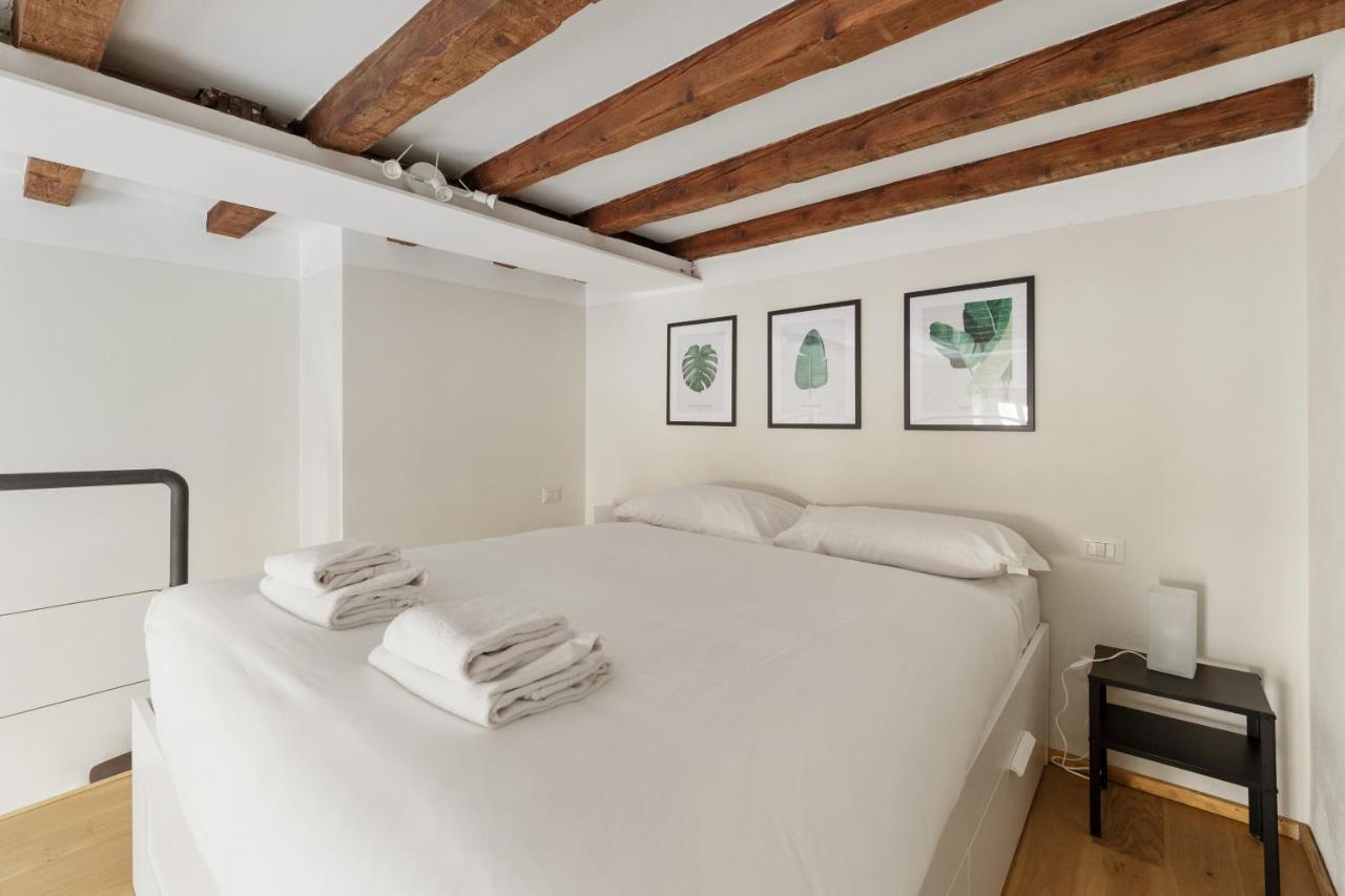 Apartment Porta Venezia Modern Loft - The Door Milan
