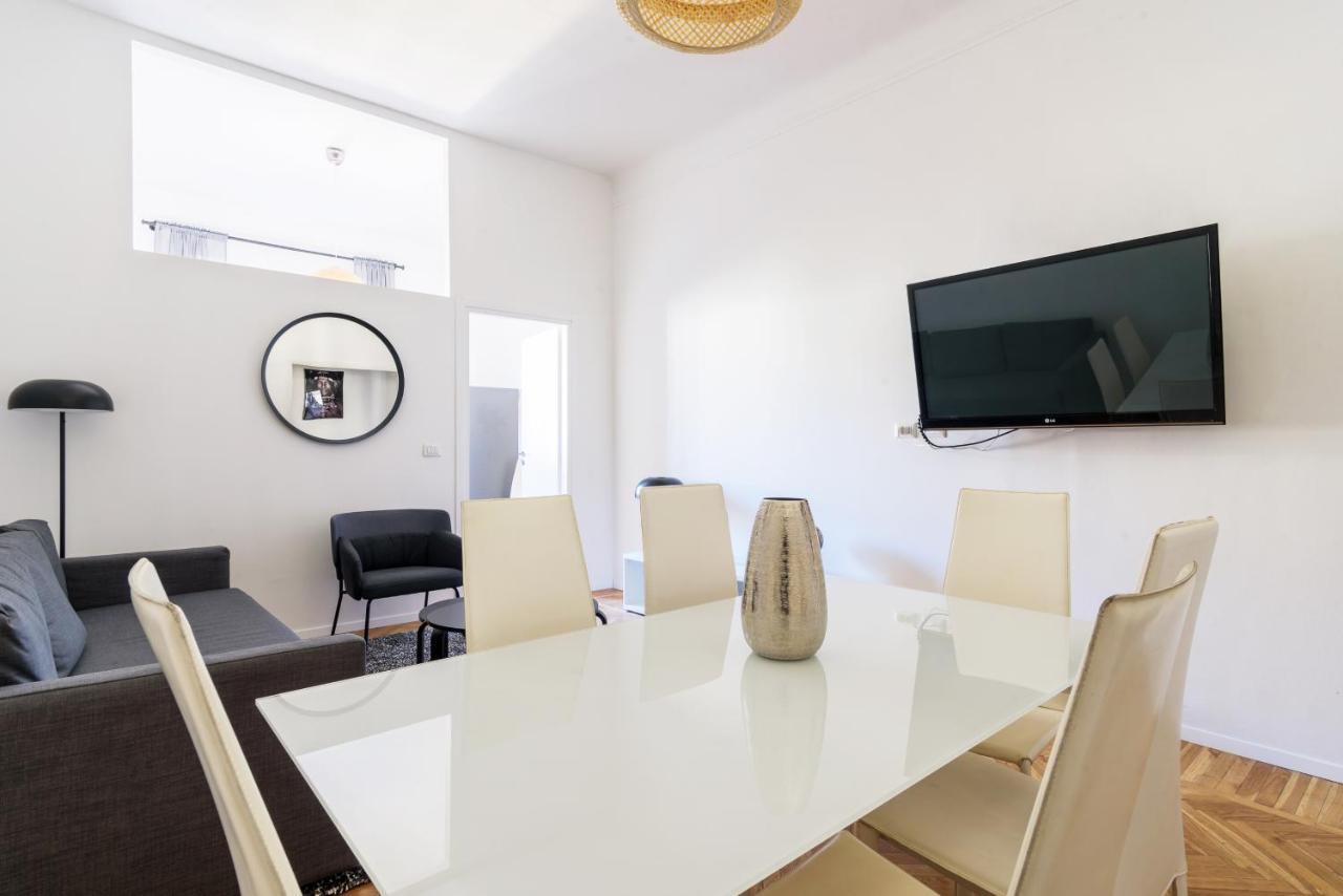 Hemeras Boutique Homes Luxury 4bdr Close To Duomo Apartamento Milão