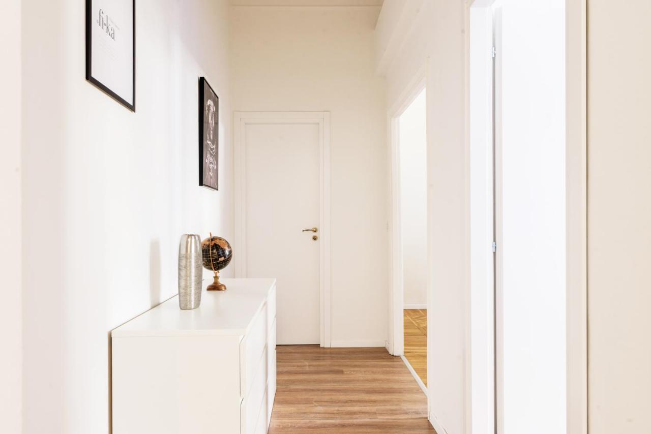 Hemeras Boutique Homes Luxury 4bdr Close To Duomo * Milão
