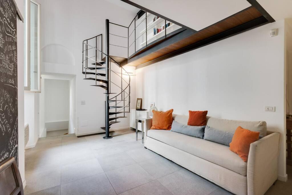 Inn Easylife - Luxury Loft Duomo Centre Milan