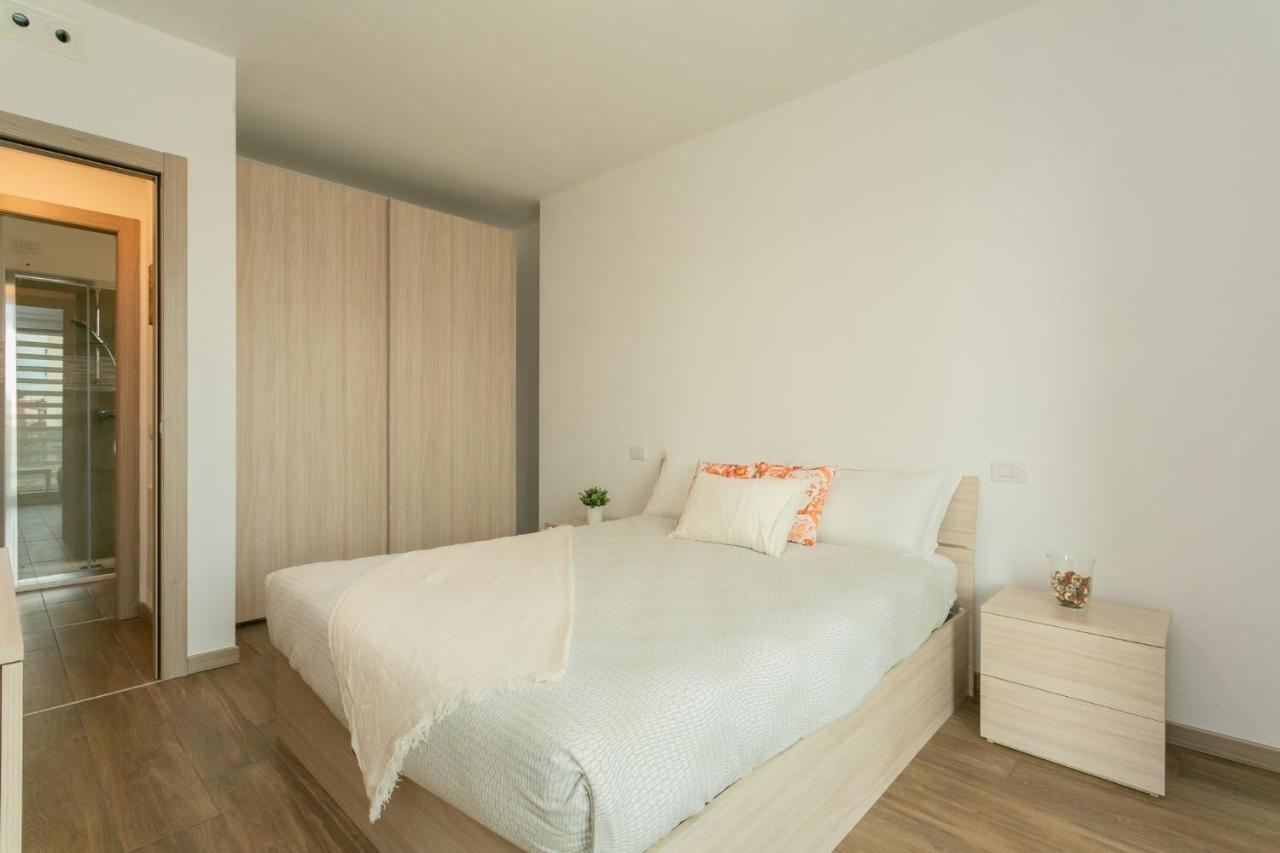 The Rent - Modern Close To Dergano *