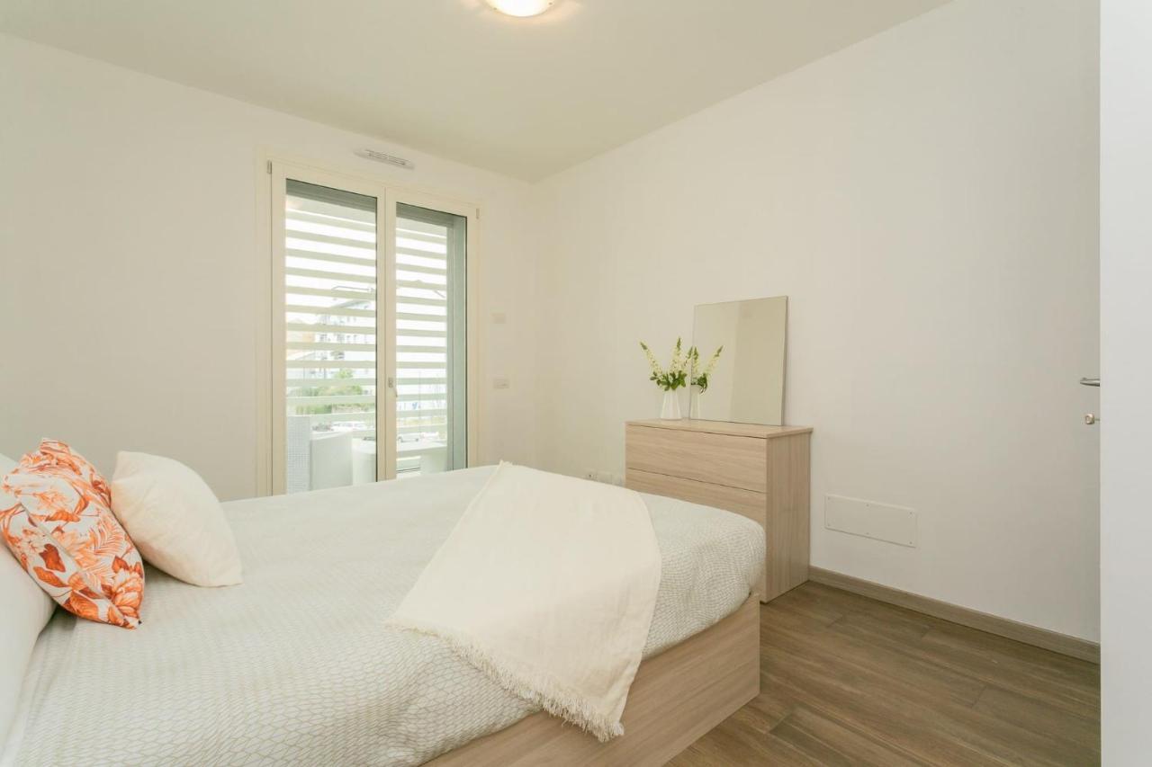 The Rent - Modern Close To Dergano Apartment