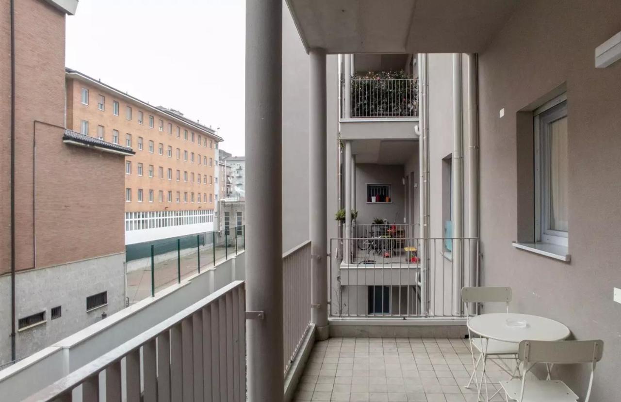 Modern In * Milan