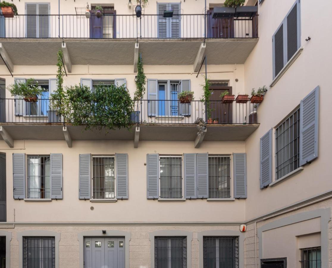Apartment Tricolore Modern And Cozy Milan
