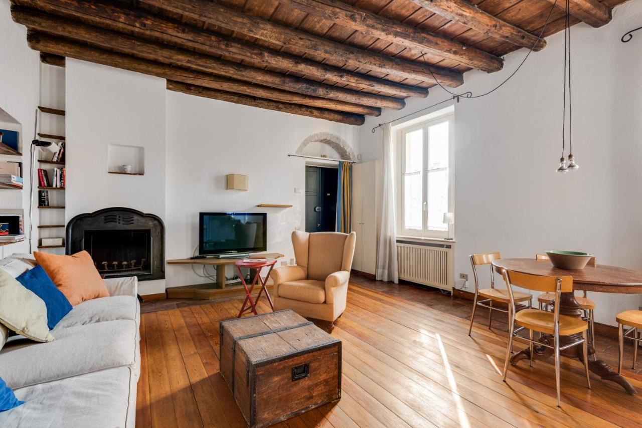 Duplex Incantevole Sui Tetti Nel Cuore Dei Navigli Apartment Milan