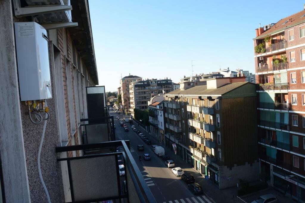 Apartamento Fondazione Prada Metro Corvetto Splendido Monolocale Ristrutturato Ben Arredato