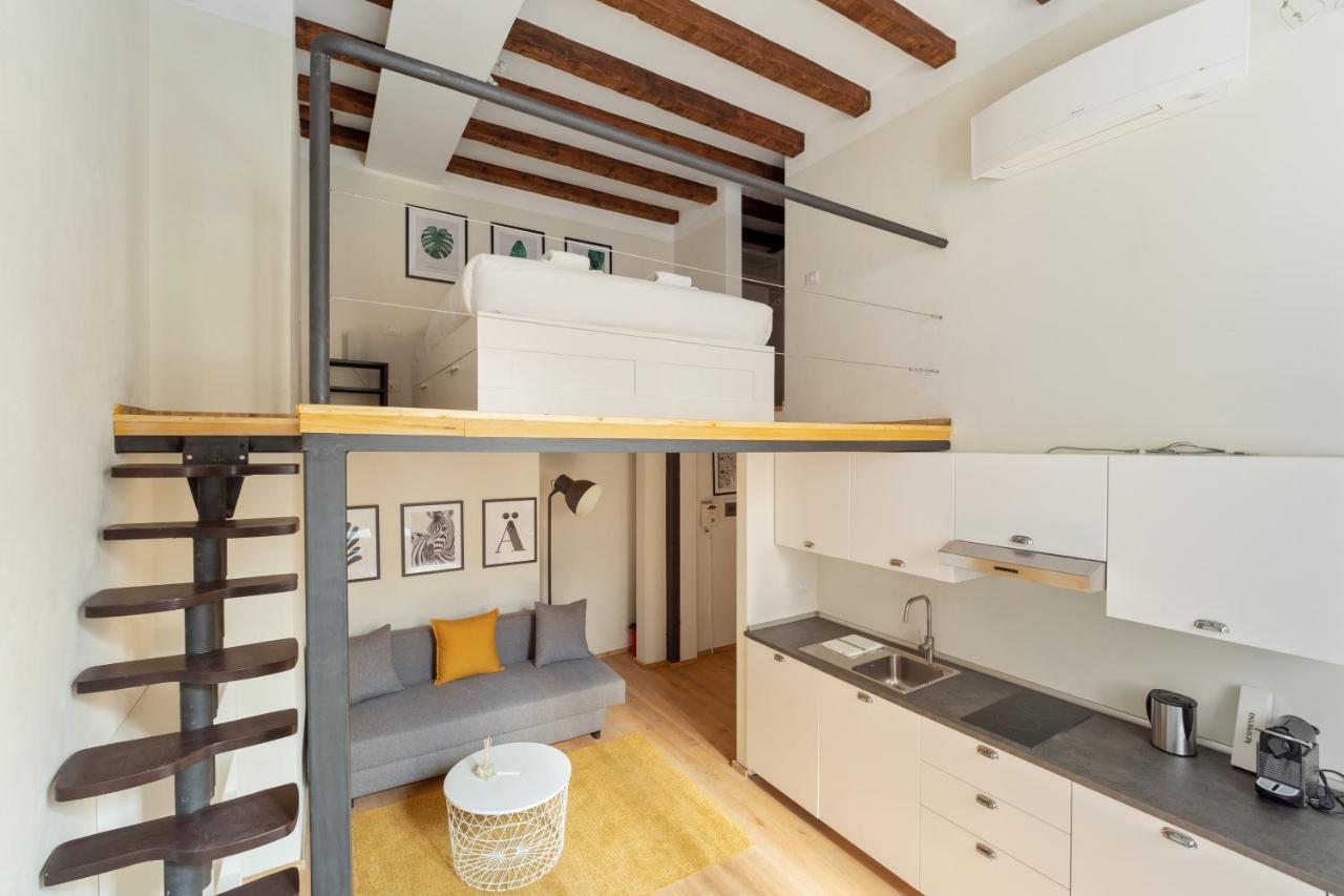Porta Venezia Modern Loft - The Door * Milan