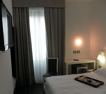 Smart Hotel 4*