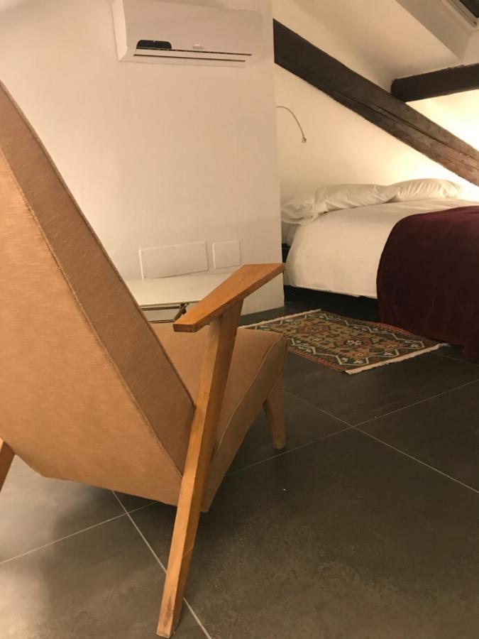 Apartment 17 *