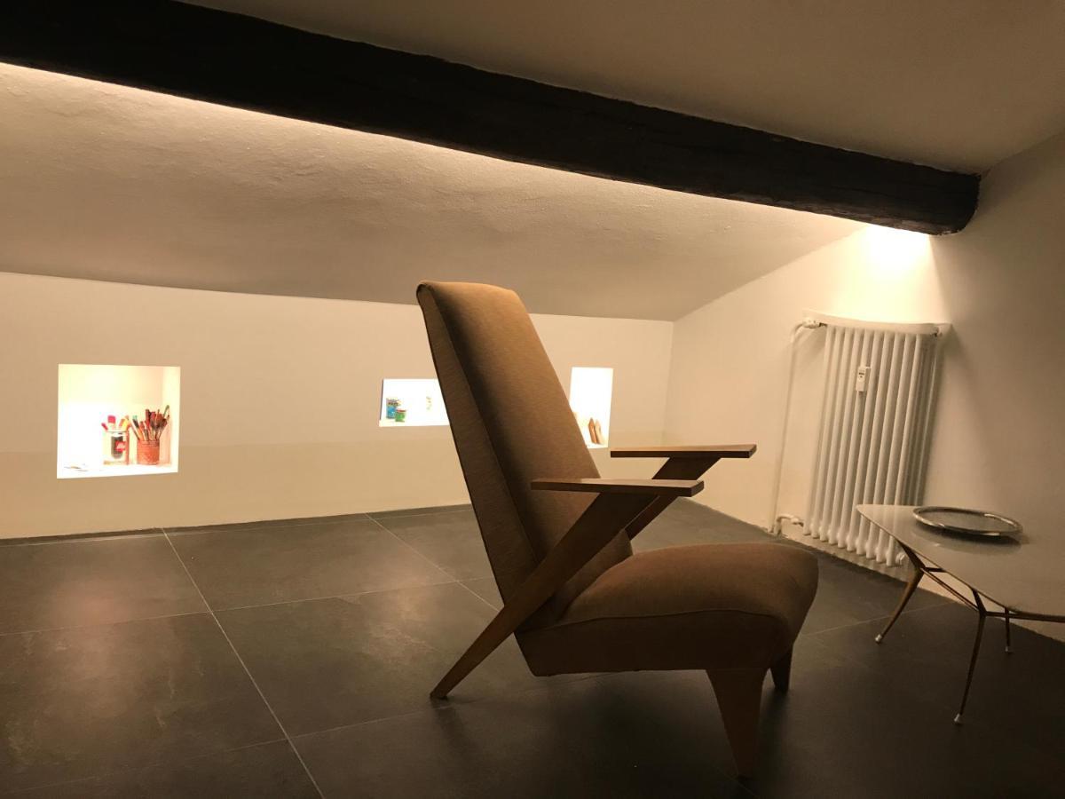 Apartment 17