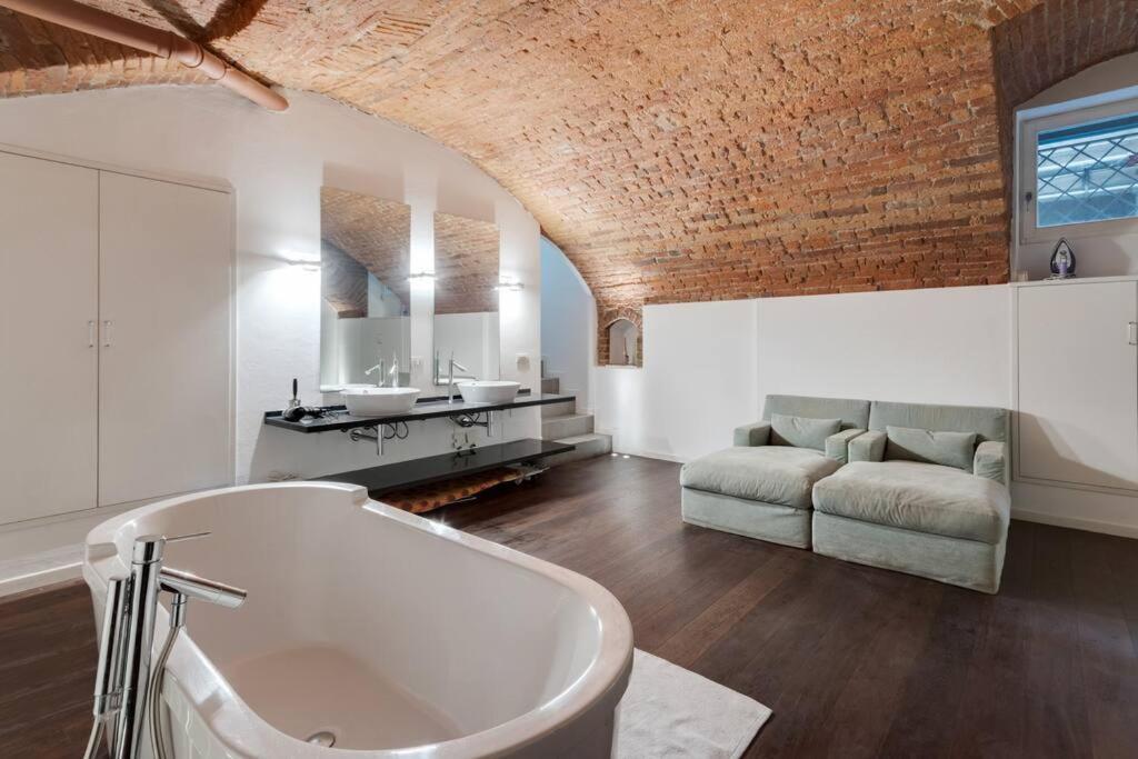 Easylife - Luxury Loft Duomo Centre Inn *